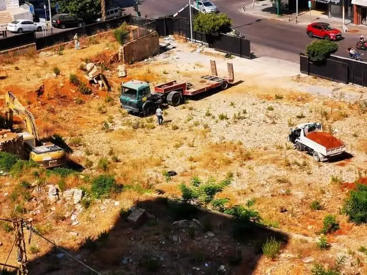 حديقة المفتي حسن خالد: من رئة بيروت إلى سجنٍ إسمنتي… من يتحمّل جريمة التشويه؟